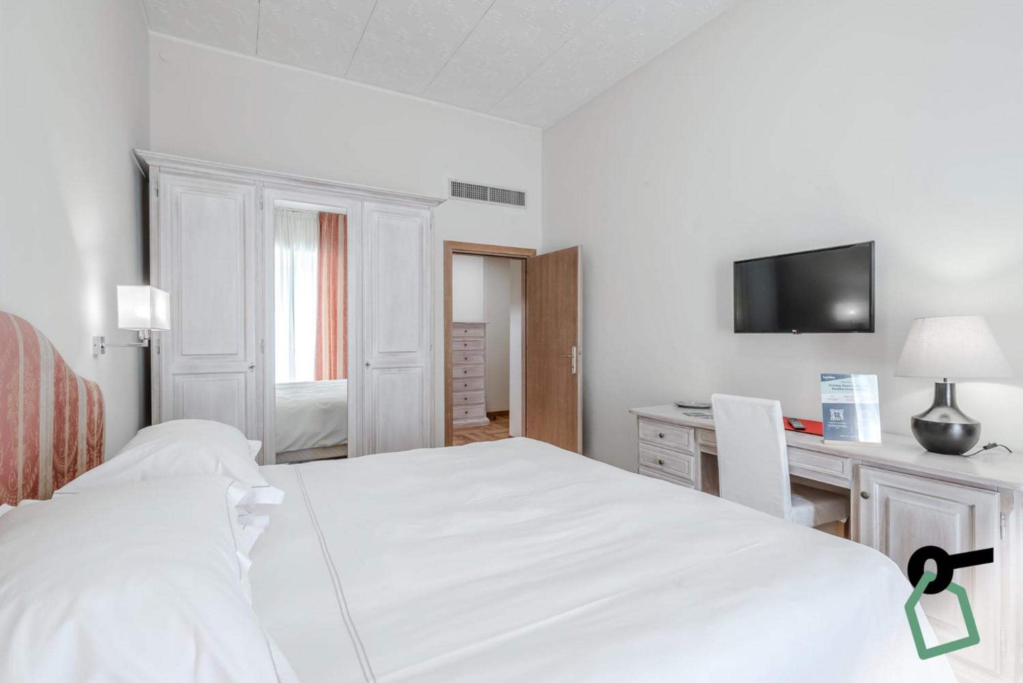 Hotiday Room Collection - Mediterranee Alassio Exterior foto