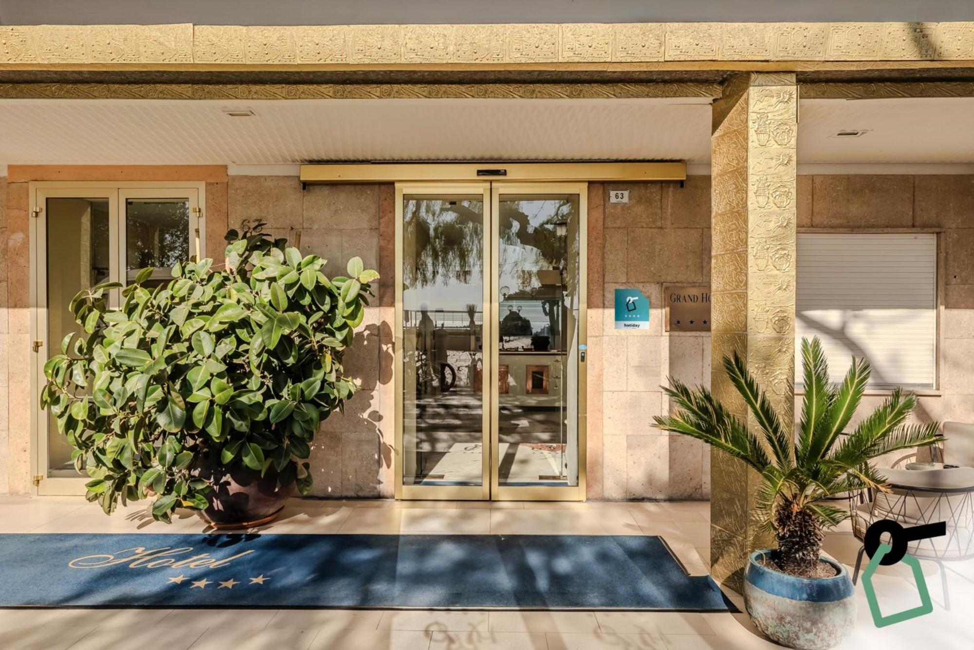 Hotiday Room Collection - Mediterranee Alassio Exterior foto