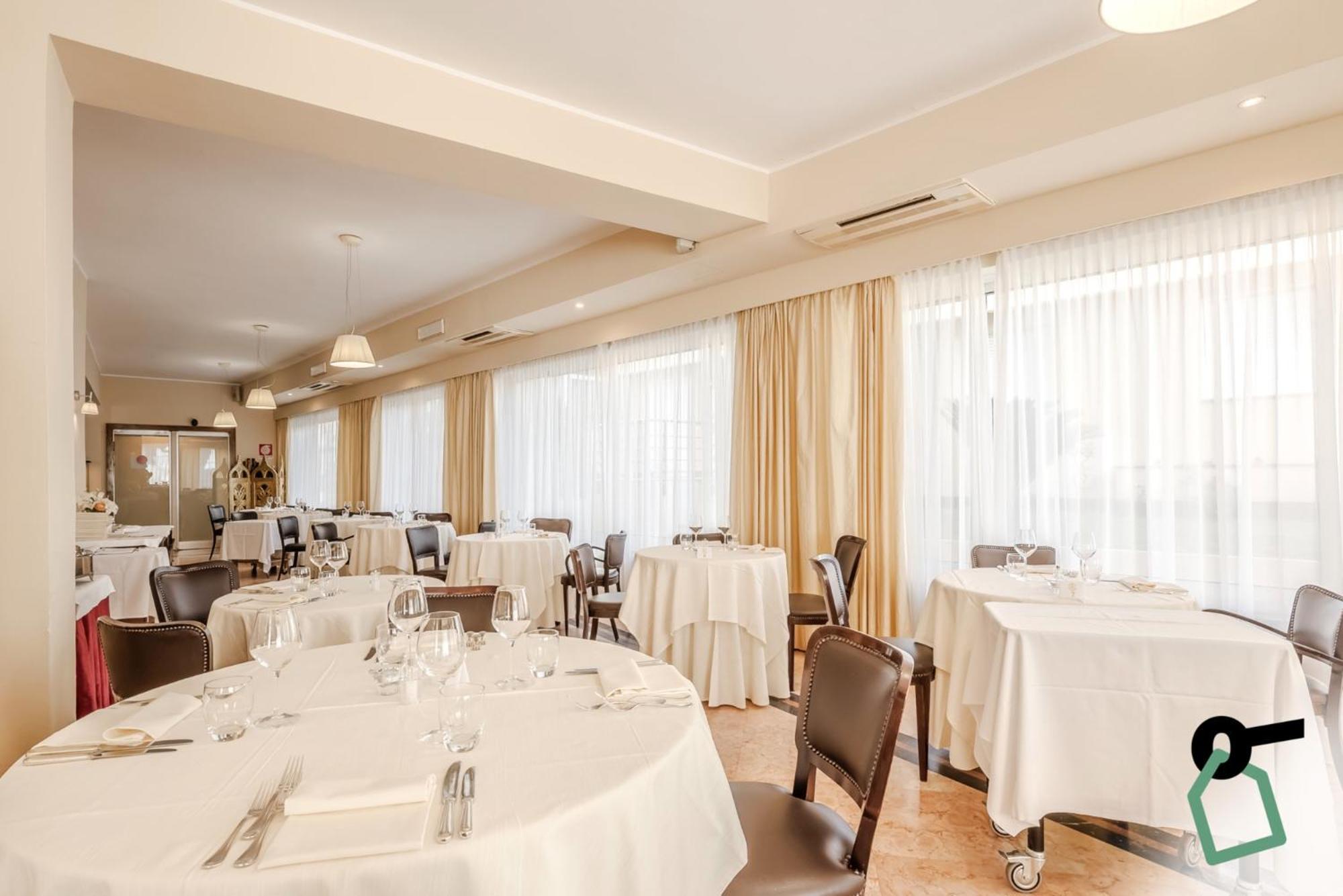 Hotiday Room Collection - Mediterranee Alassio Exterior foto